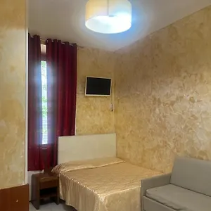 Termini Golden House Affittacamere